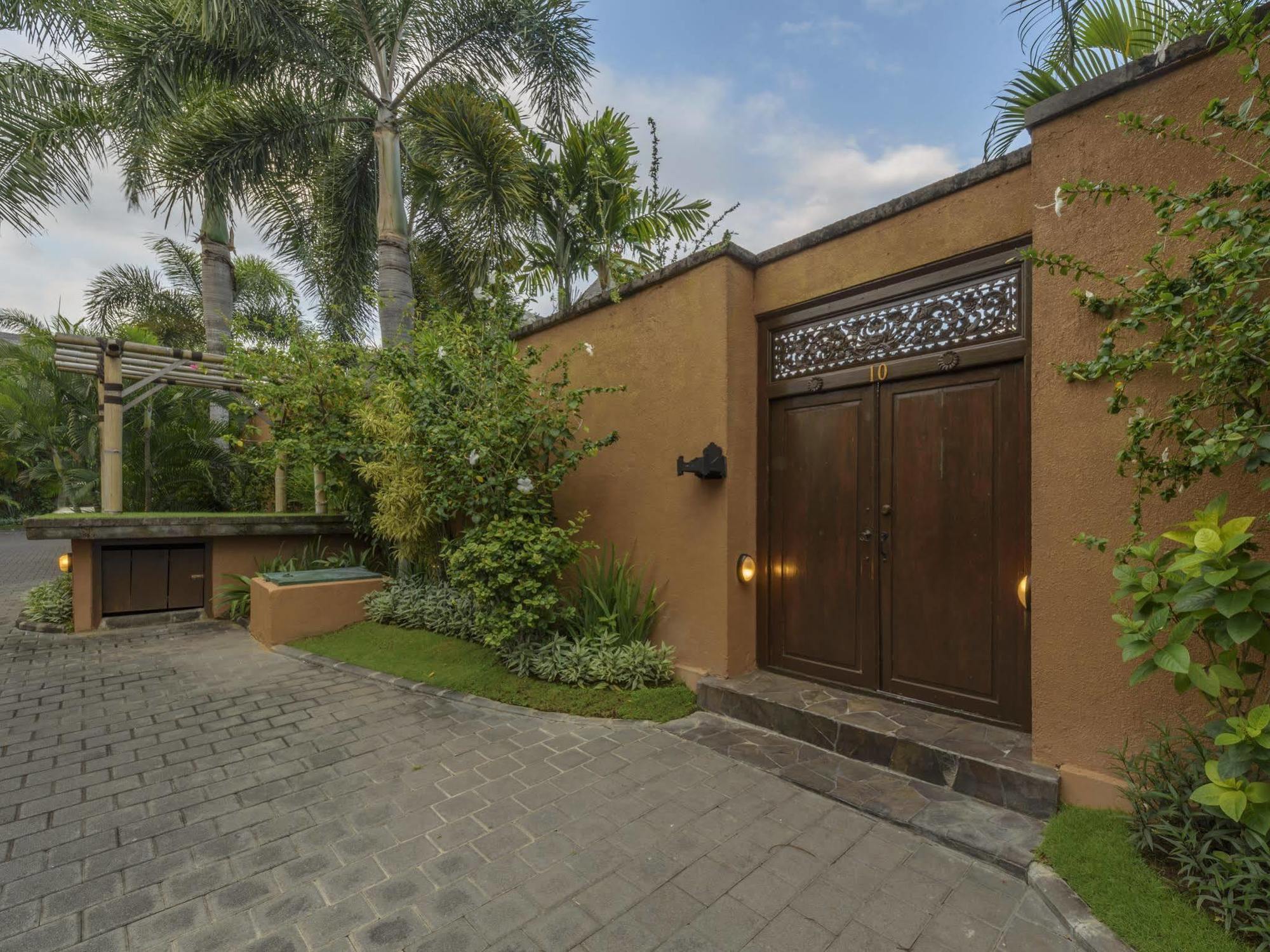 The Kunja Villa-Hotel Seminyak  Luaran gambar